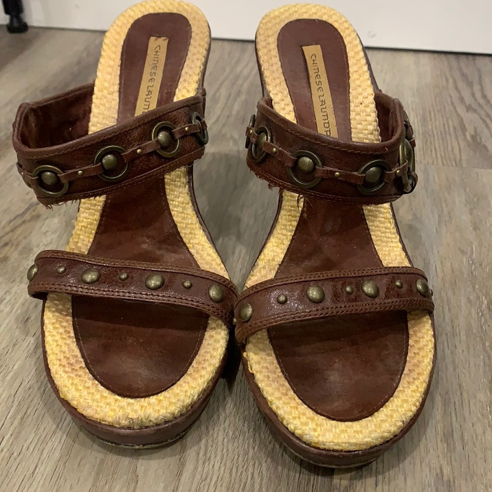 Chinese laundry wedges